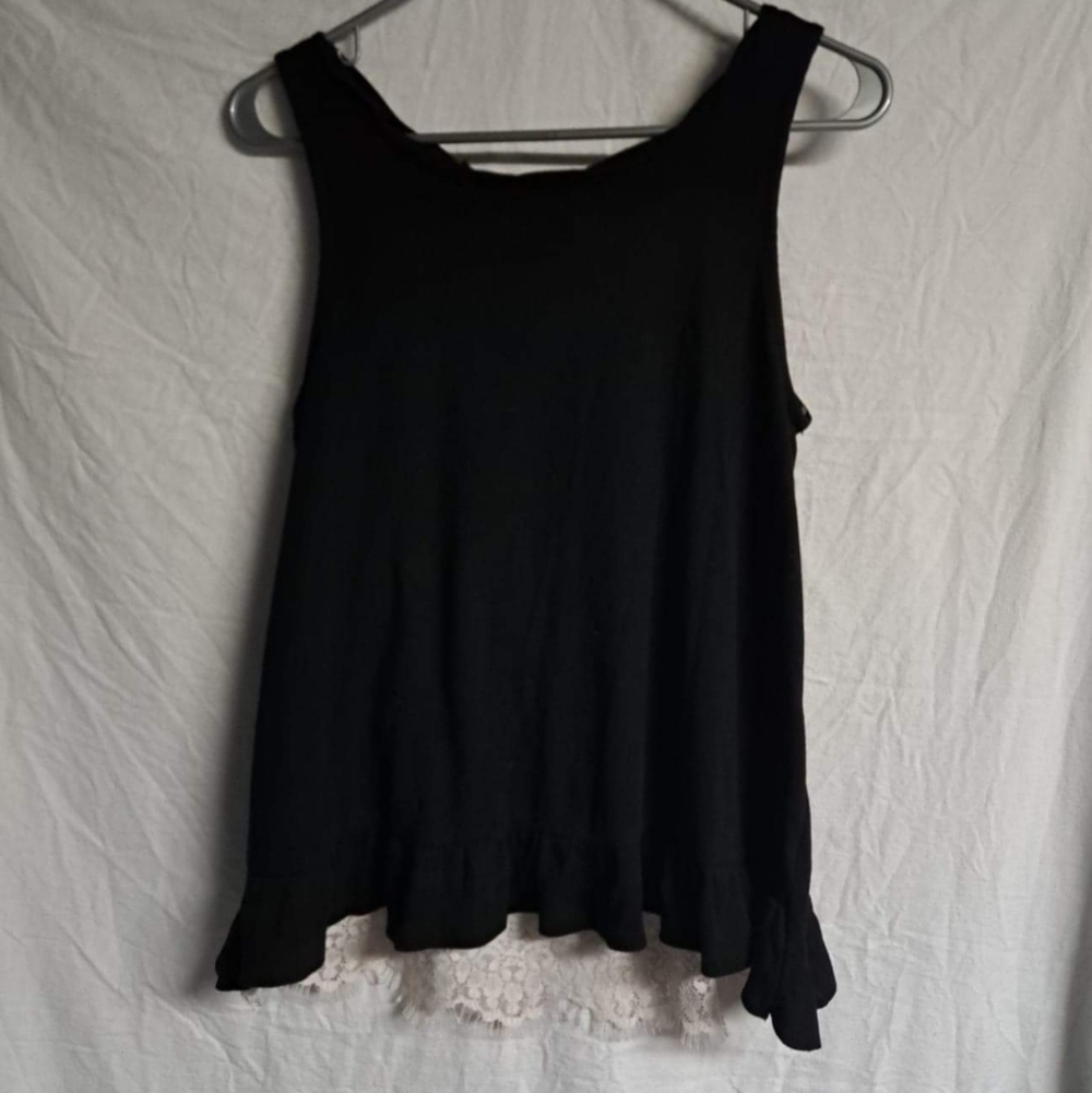 🧡𝅺PRETTYLITTLETHING Lace Back Tiered Tank Top